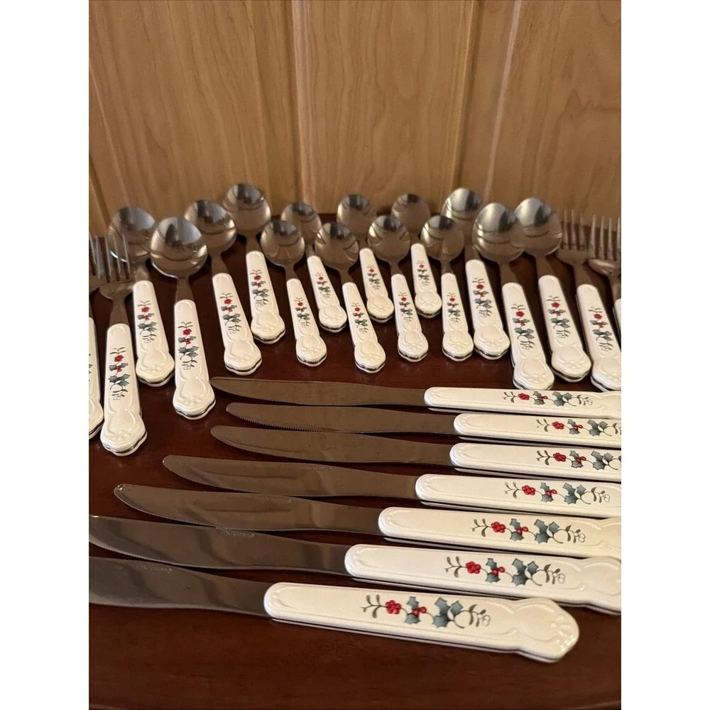 Pfaltzgraff winterberry flatware